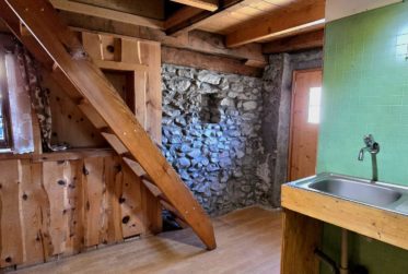 Réservé - Opportunité Unique au Coeur du Vieux Village de Fully