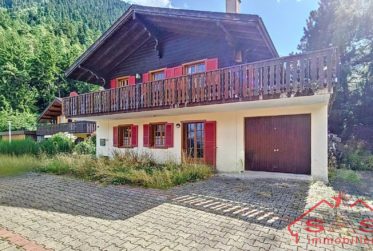 Chalet traditionnel en bordure de la Forêt de Finges