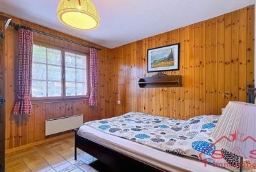 Chalet traditionnel en bordure de la Forêt de Finges