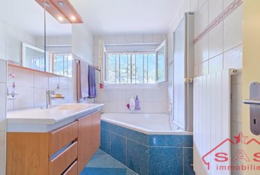 Spacieuse villa familiale rénovée avec appartement indépendant