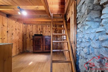 Exclusivité : Opportunité Unique au Coeur du Vieux Village de Fully