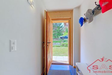 Réservé : Appartement moderne de 3,5 pièces – Rez-de-jardin, prestations haut de gamme