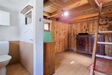Exclusivité : Opportunité Unique au Coeur du Vieux Village de Fully