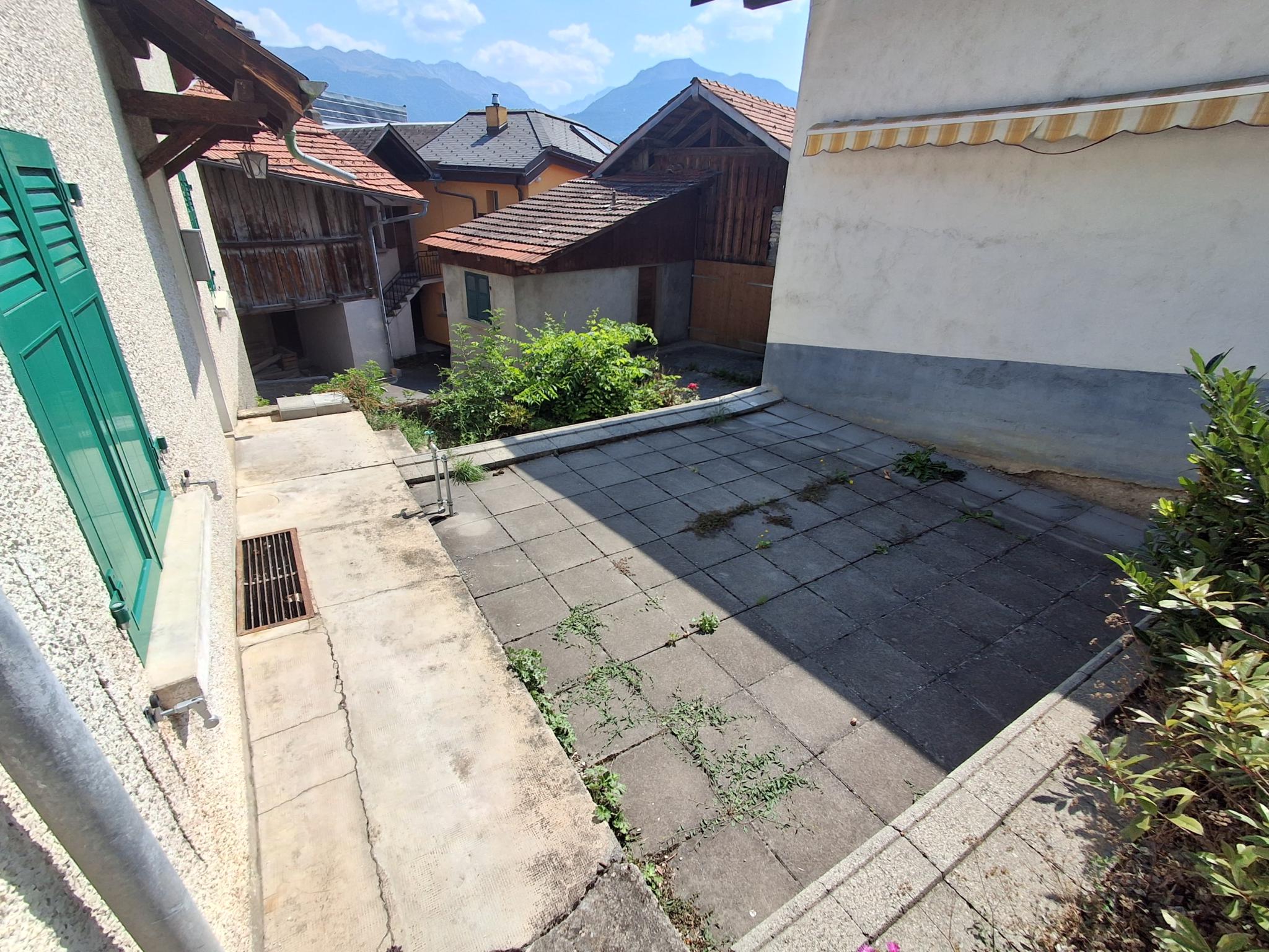 Maison villageoise avec 2 appartements indépendants et une grange