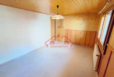 6.5 Rooms House, Village house