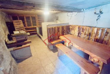 6.5 Rooms House, Village house