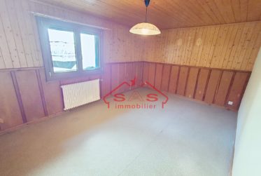 6.5 Rooms House, Village house