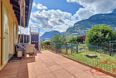 Spacieuse villa familiale rénovée avec appartement indépendant